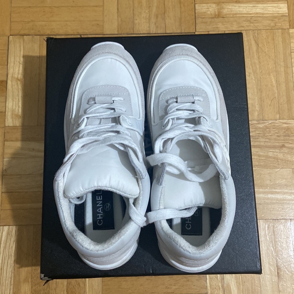 Chanel CC Sneakers| Size 40 - Picture 2 of 8